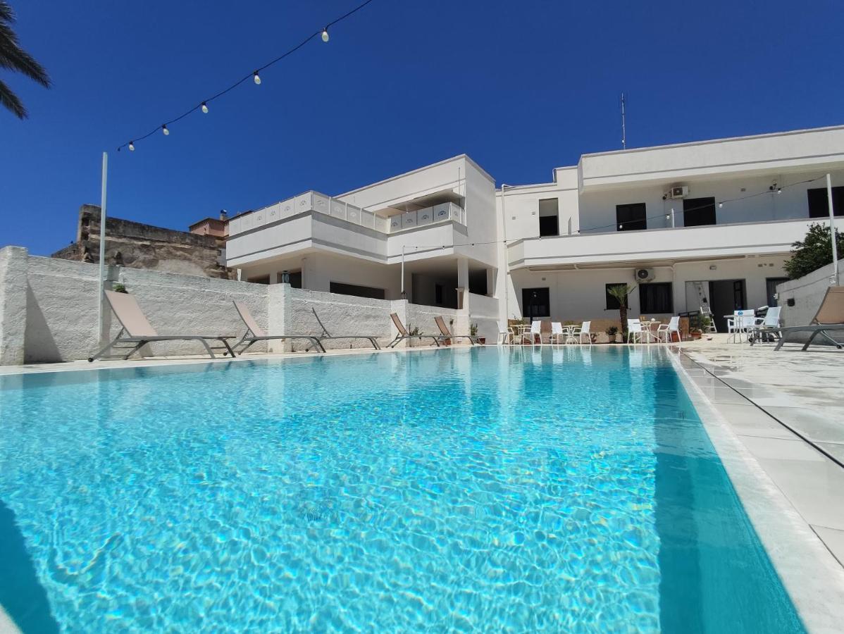 La Gemma del Salento Rooms&Apartments Racale Esterno foto