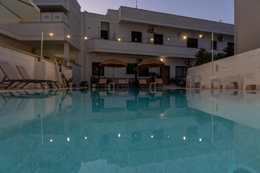 La Gemma del Salento Rooms&Apartments Racale Esterno foto