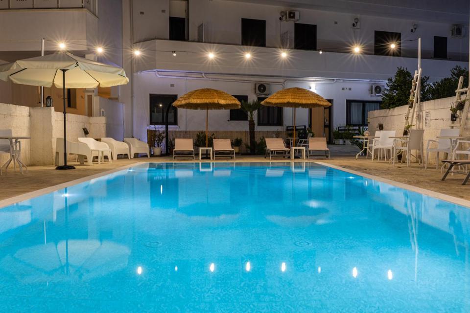 La Gemma del Salento Rooms&Apartments Racale Esterno foto